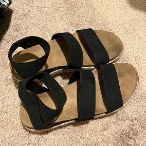 Black platform sandals